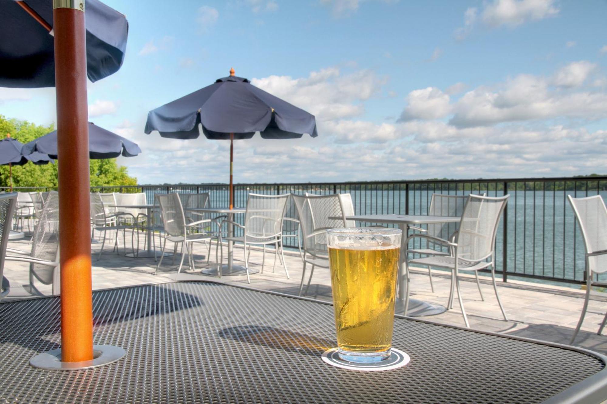 Crowne Plaza Niagara Falls Ny - Riverside By Ihg Экстерьер фото